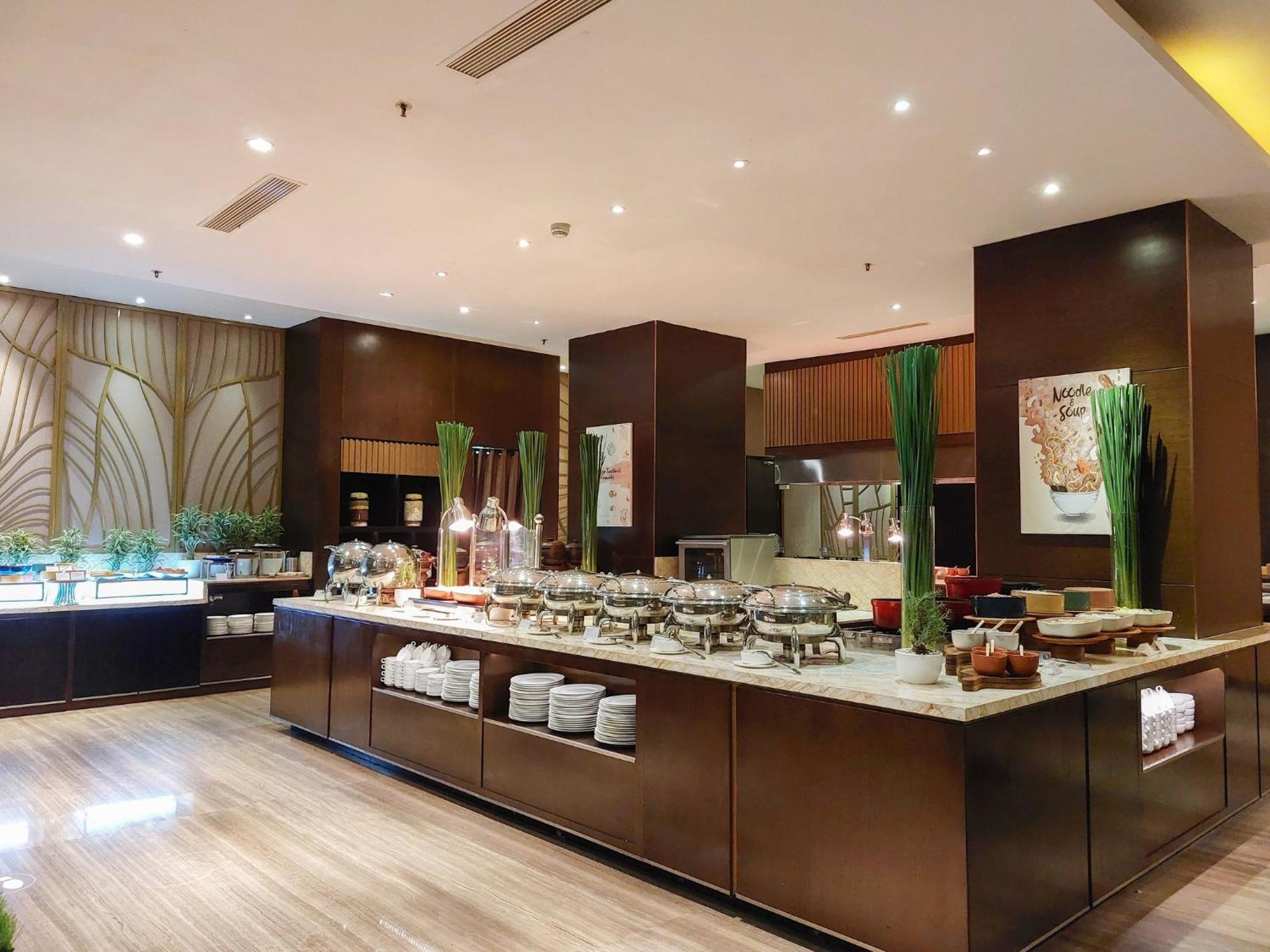 Hotel Intercontinental Bandung Dago Pakar By Ihg à Cimenyan Extérieur photo