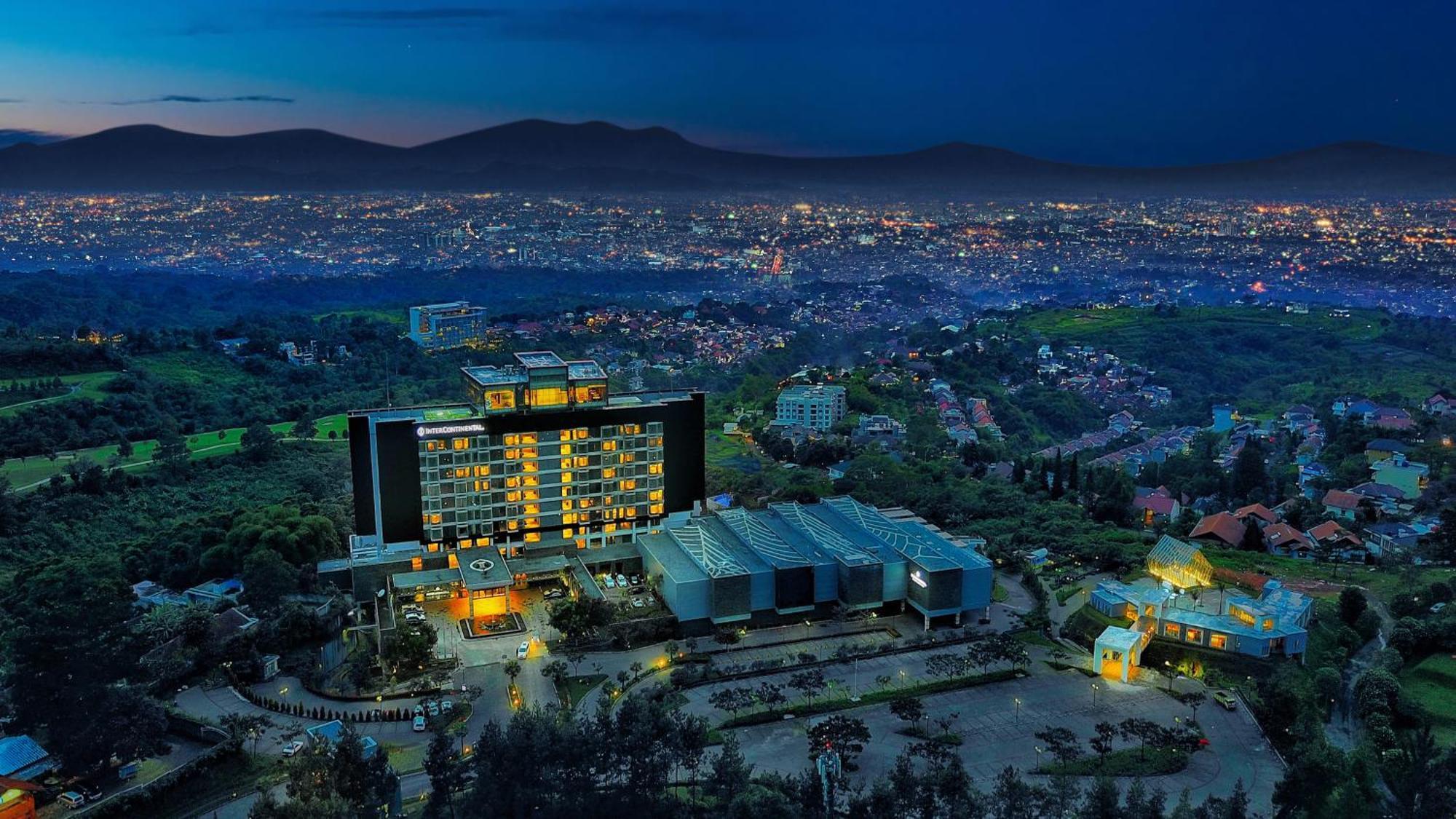 Hotel Intercontinental Bandung Dago Pakar By Ihg à Cimenyan Extérieur photo